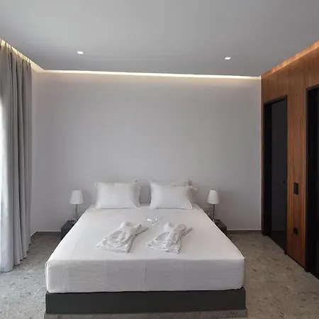 Rose N Stone, King, Luxury Appartement Tínos